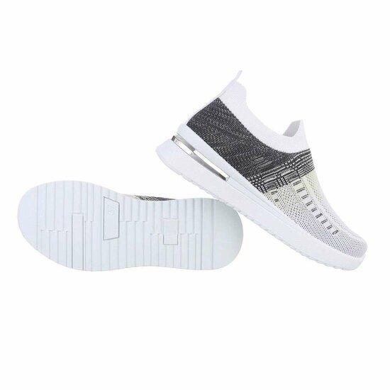 Sportieve lage zwart-witte textiel sneaker Lorena