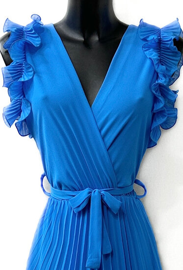 Elegante blauwe plisse maxi jurk.