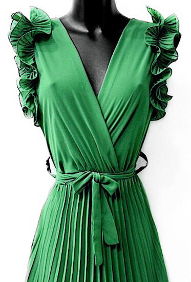 Elegante groene plisse maxi jurk.