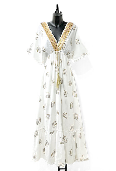 Witte maxi jurk met borduursel in bohemian style