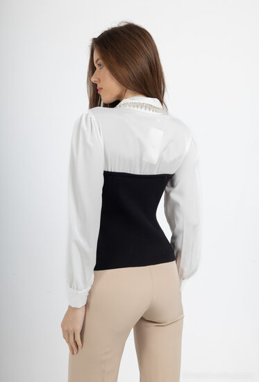 Zwart-witte popeline shirt met fancy kraag met strass-steentjes en parels