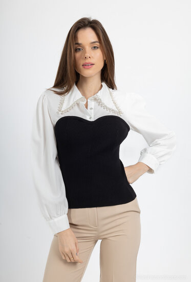 Zwart-witte popeline shirt met fancy kraag met strass-steentjes en parels