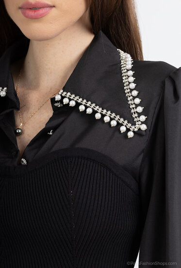 Zwart popeline shirt met fancy kraag met strass-steentjes en parels