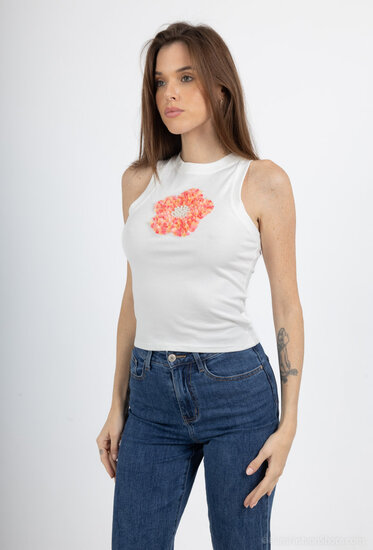 Katoenen witte mouwloze T-shirt met oranje bloem in 3 D