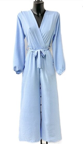 Modieuze licht blauwe jumpsuit met lange mouwen