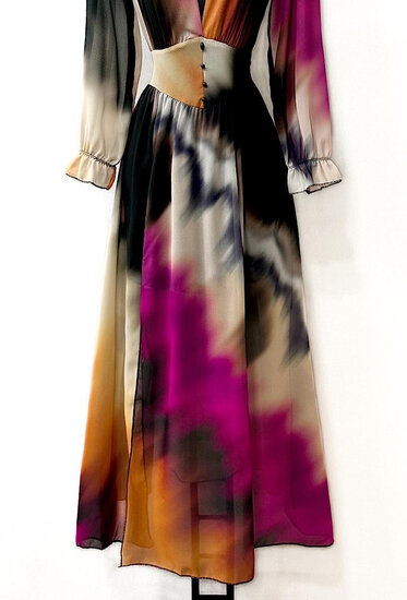 Sierlijke fuchsia-zwart-beige mixed maxi jurk met motief