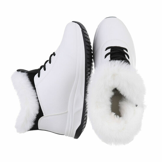 Witte hoge winter sneaker Nikkie