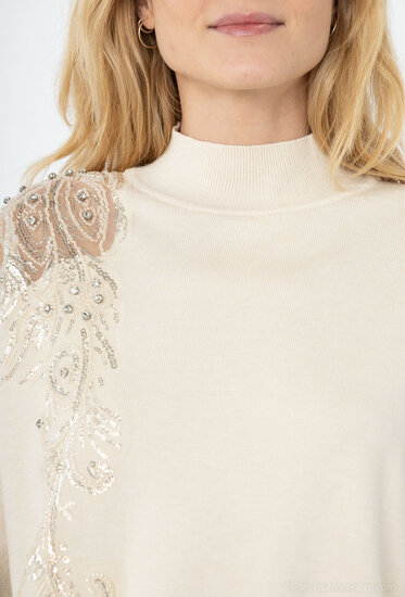 Prachtige beige oversized pullover in maille