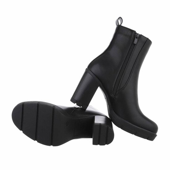Zwart high heel enkellaarsje Anchela