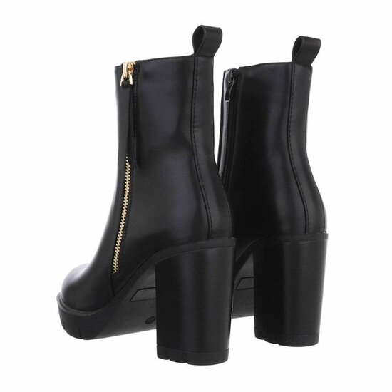 Zwart high heel enkellaarsje Anchela