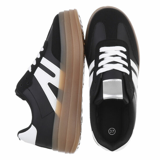 Zwarte lage  sneaker Manuela