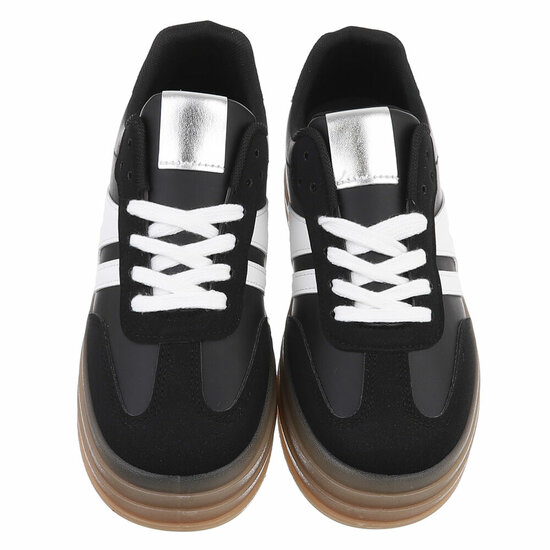 Zwarte lage  sneaker Manuela