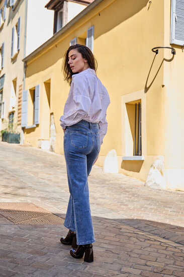 Blauwe jeans broek voor dames met strass en wijde pijpen