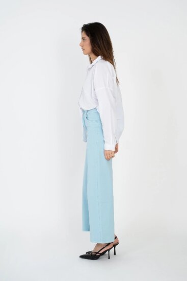 Trendy licht blauwe broek met wijde pijpen