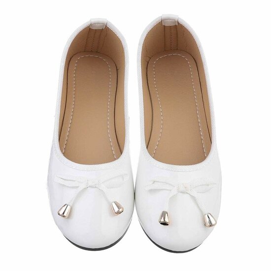 Witte lak ballerina Aude