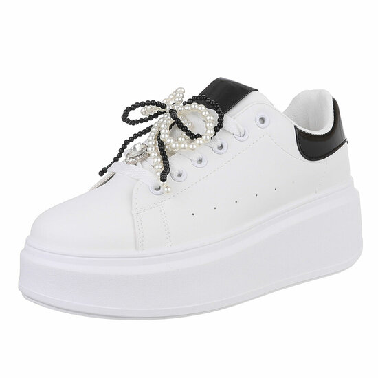  Lage wit-zwarte sneaker Celina