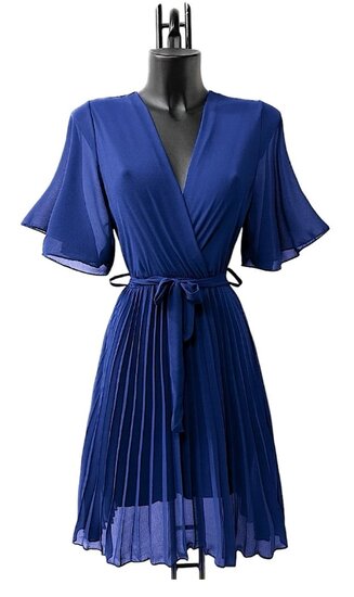 Robe courte en plisse à cœur croisé bleu