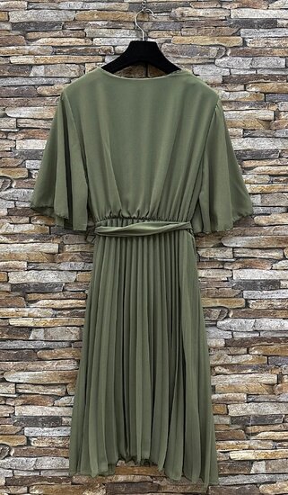 Robe courte en plisse à cœur croisé vert kaki