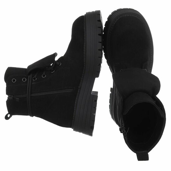 Bottes en daim noir Gilda