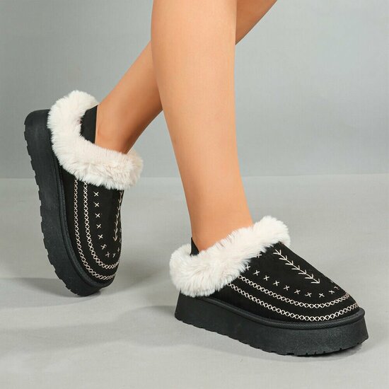 Zwarte suede lage winter mule Linda
