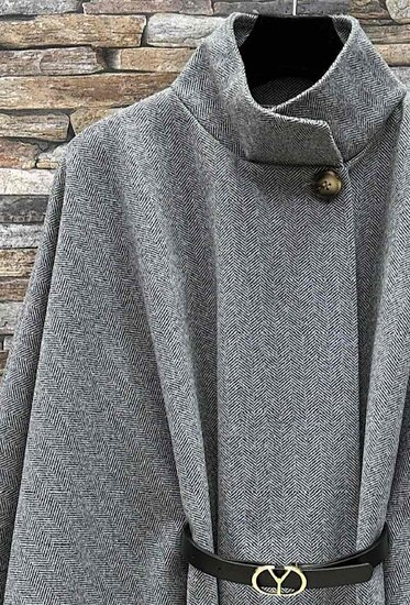 Elegante grijs-zwarte cape jas