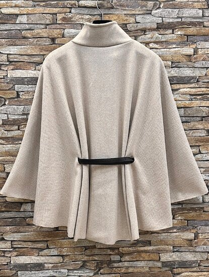 Elegante beige cape jas