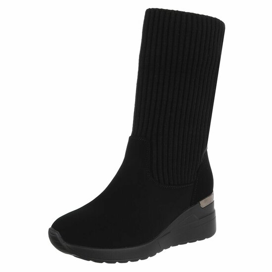 Bottines noires en daim Cellena