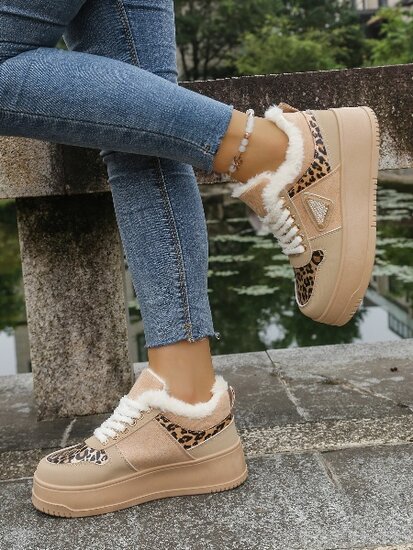 Kaki bruine lage sneaker Amanda met animal print 