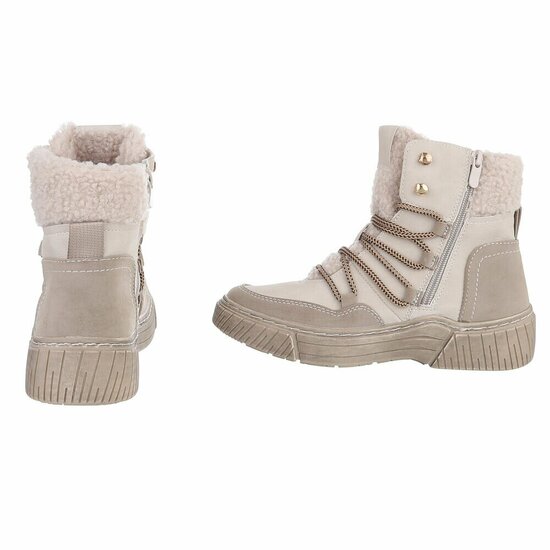 Beige suede winterboot Gabriela