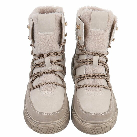 Beige suede winterboot Gabriela