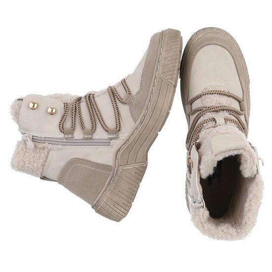 Beige suede winterboot Gabriela
