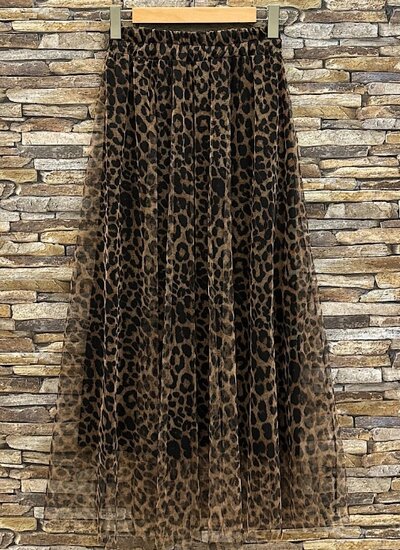 Lange zwarte rok in ultralicht tulle met leopardprint