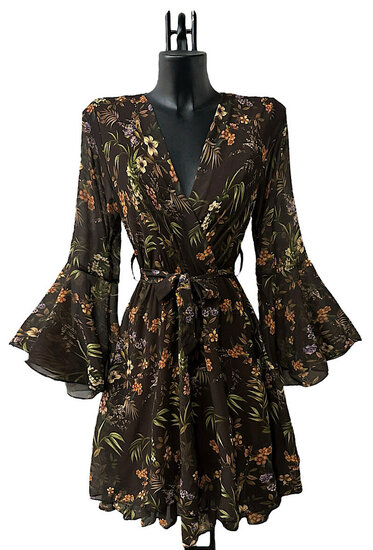 Prachtige korte marron bruine wikkeljurk met bloemen print 