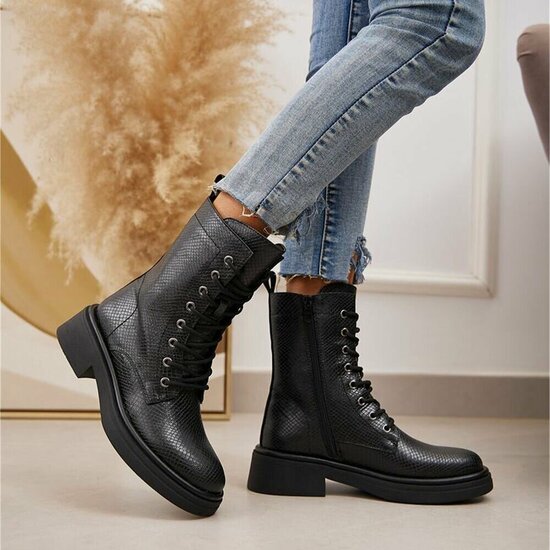Zwarte boot in snakeskin look Clarine