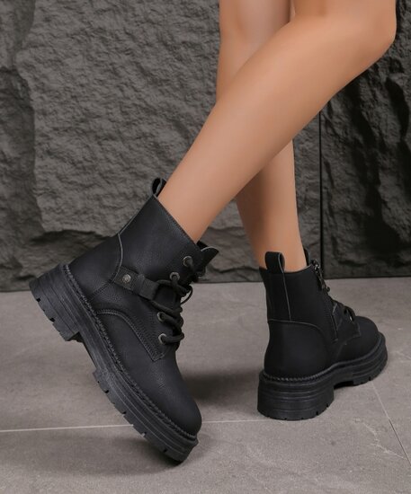 Zwarte boot Charlina