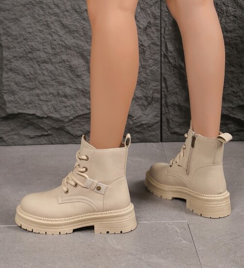 Beige boot Charlina