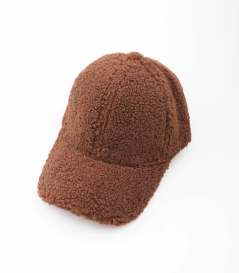 Bruine pet in imitatiebont