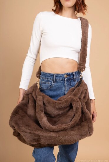 Bruine xxl schoudertas in imitatiebont