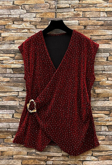 Chique mouwloze bordeaux brillante blouse