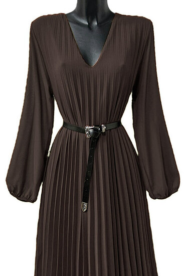 Klassieke bruine maxi plisse jurk 