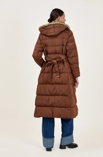 Long manteau matelassé luxueux marron 