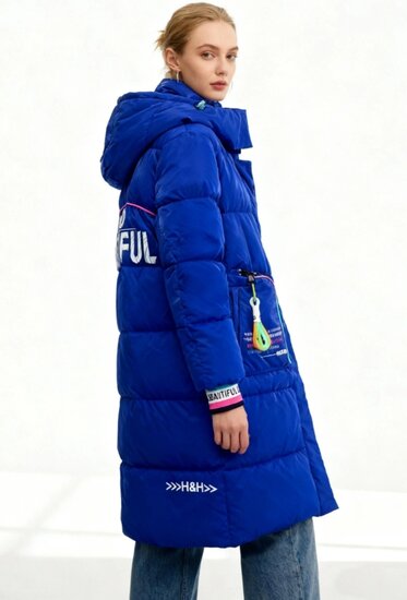 Sportieve lange blauwe gewatteerde winterjas