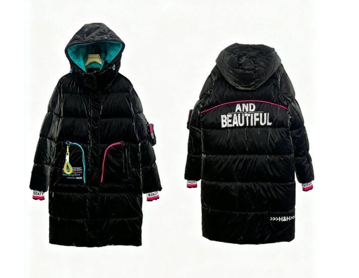 Sportieve lange zwarte gewatteerde winterjas