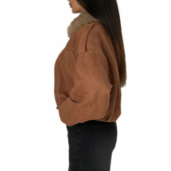 Trendy camel bomber jacket in leatherlook