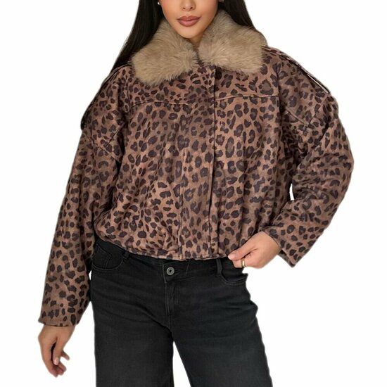 Trendy leopard bomber jacket in leatherlook