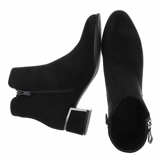 Bottines noires en daim Aurelia