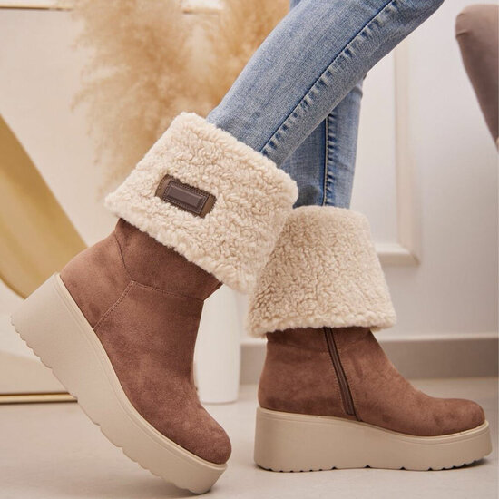 Bottines brunes kaki en daim Callas