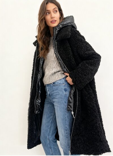 Trendy lange zwarte midi teddy jas