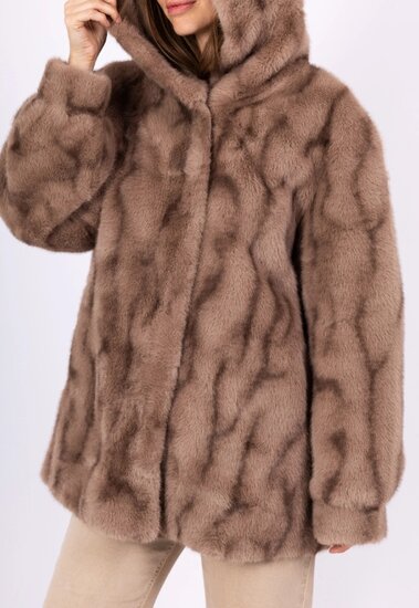 Korte taupe faux fur jas met mink effect