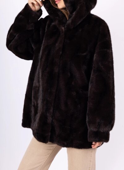 Korte donker bruine faux fur jas met mink effect